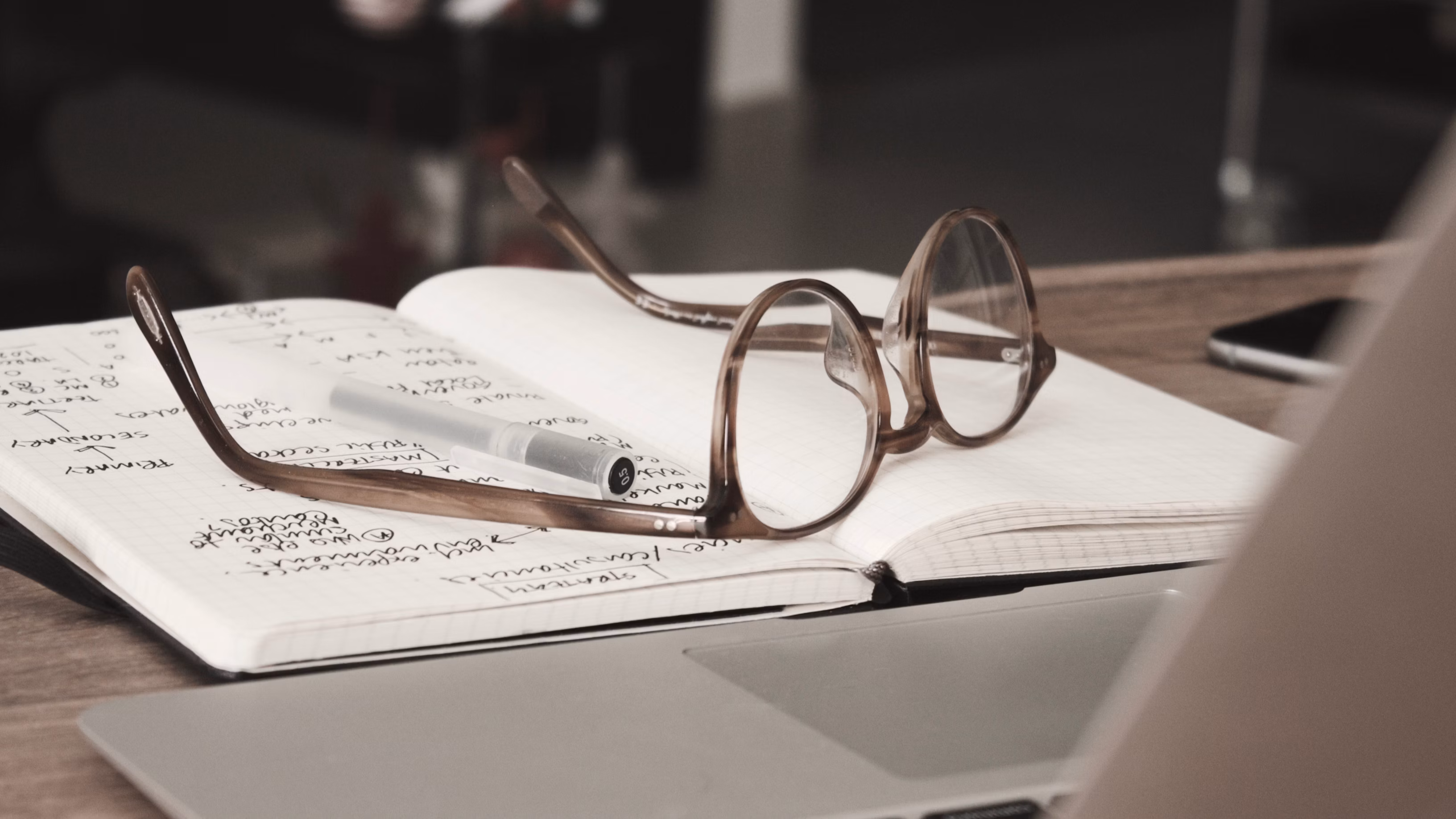 9 Best AI Sales Tools to Transform Your Pipeline (2026)